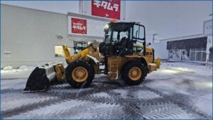 新潟市東上木戸|カメラのキタムラ:駐車場除雪作業事例
